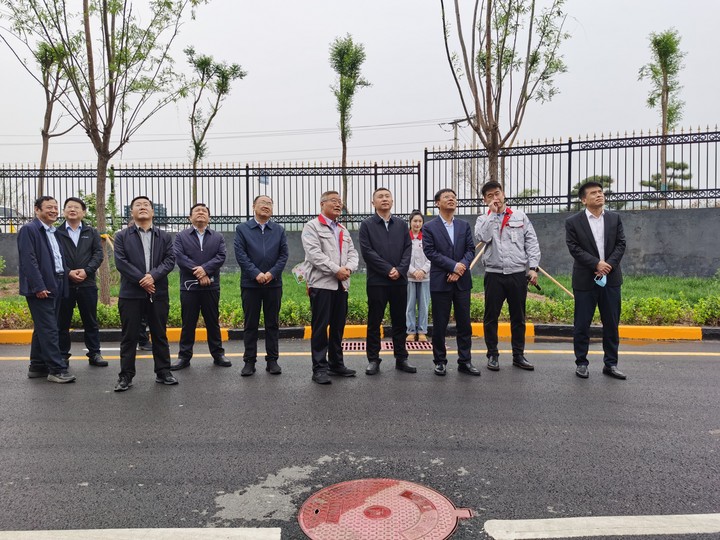 臨汾市委副書(shū)記、市長(zhǎng)王延峰蒞臨華翔集團(tuán)調(diào)研